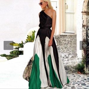 One shoulder sleeveless block color maxi